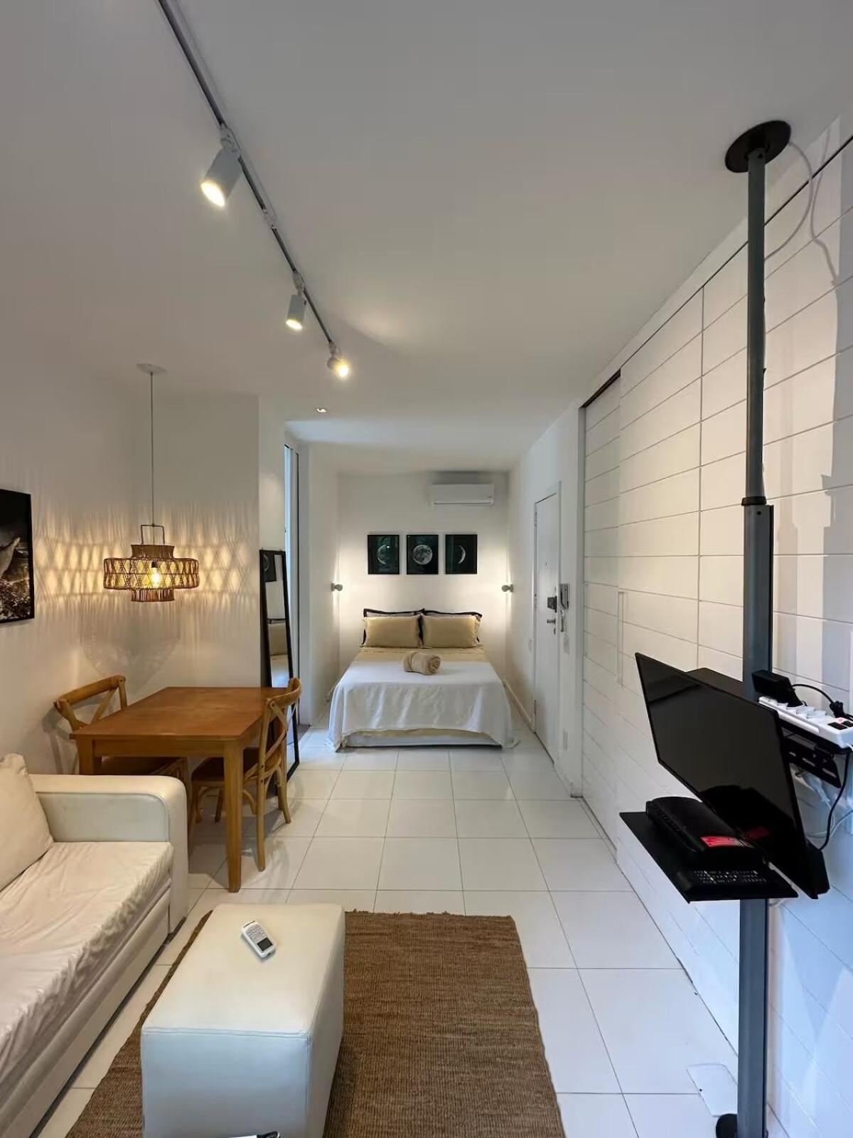 301 Leblon Prime Apartment *